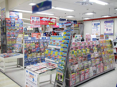 大手旅行代理店での化粧品サンプリング事例