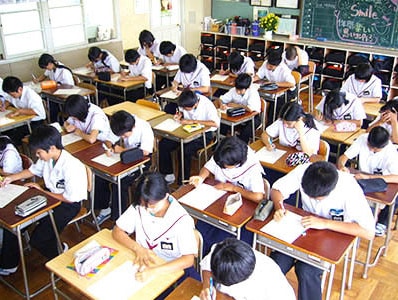 中学校に配布するNPO団体活動啓蒙「トリクミ」への同梱サンプリング2