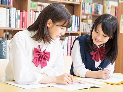 高等学校での無料配布「O円(応援)ノート」広告2