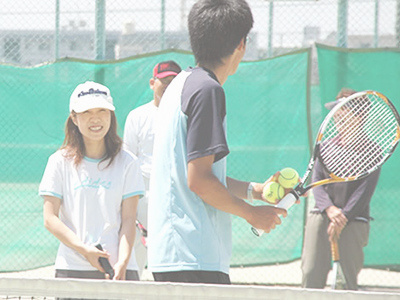 テニス施設でのルートサンプリング