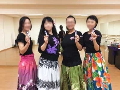社交ダンス教室/フラダンス教室における大人の歯のために作られた美白ハミガキのサンプリング事例3