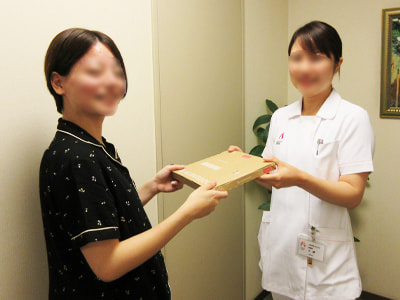 産後のお母さん達に向けた無料写真プリント機能アプリのサンプリング事例1