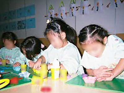 幼稚園児に向けた安心&安全に楽しく遊べる小麦粘土のサンプリング事例1