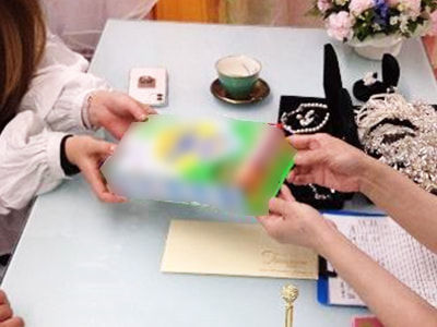 新生活を迎える新婦に向けたウェディング関連施設でのトイレ掃除グッズサンプリング事例3