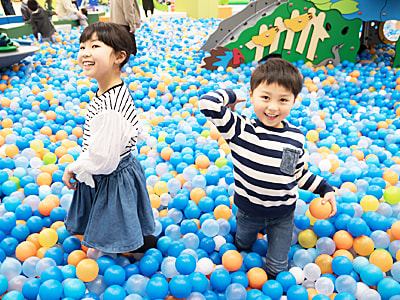 室内アミューズメント施設サンプリング1