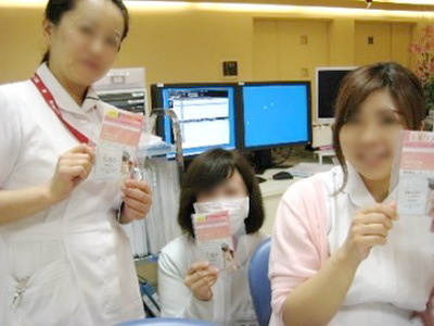 看護師とヨガ生徒に向けたスキンケアジェルパック商品のサンプリング事例