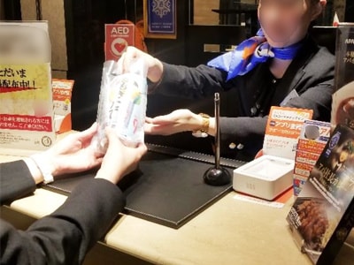 大手ビジネスホテル利用者に向けたリニューアル缶チューハイのサンプリング事例4