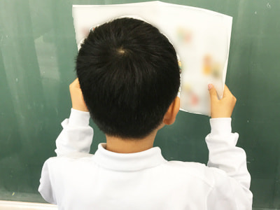 家電メーカーによる幼稚園と小学校児童に向けた外出時の安全対策ガイド冊子のサンプリング事例