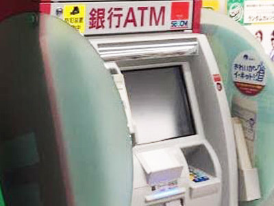 大手コンビニを利用する20~30代男性客に向けたエナジードリンク商品の認知向上施策事例2