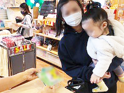 全国の妊産婦に向けた、妊娠中や産後、及び幼児の口腔ケアを目的とした大手メーカーのデンタルガム&タブレットの配布事例3