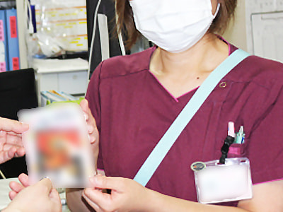 肩や腰などの慢性的な凝りや痛みと闘う看護師に向けた磁器治療器のサンプリング事例3