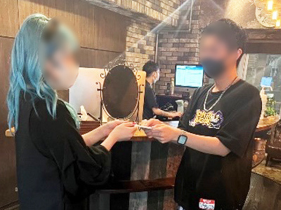 美容室における男性用BBクリームサンプリングプロモーション事例4